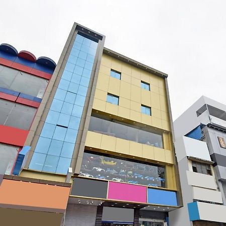 Oyo Home 78047 Alluring Stay Pimpri Pimpri-Chinchwad Eksteriør billede