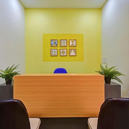 Oyo Home 78047 Alluring Stay Pimpri Pimpri-Chinchwad Eksteriør billede