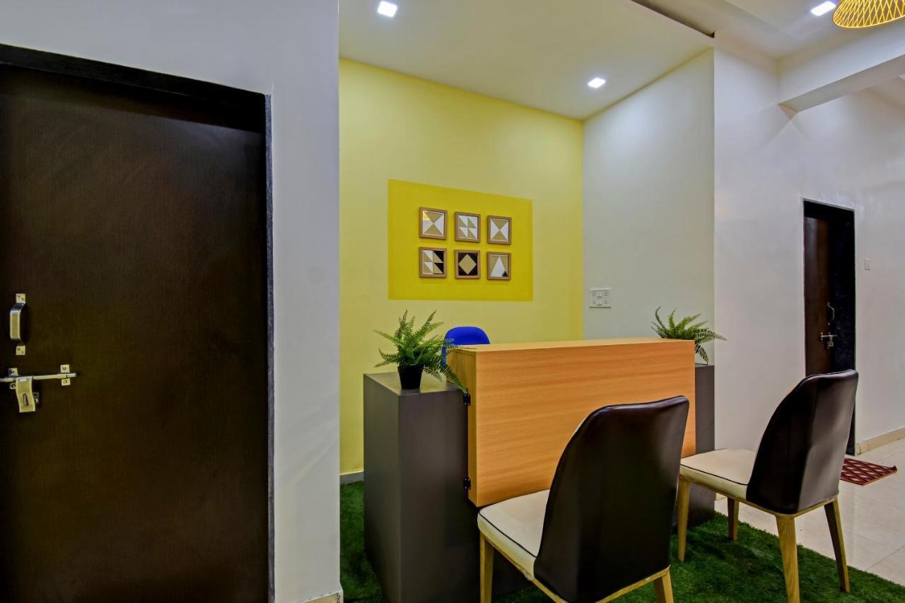 Oyo Home 78047 Alluring Stay Pimpri Pimpri-Chinchwad Eksteriør billede