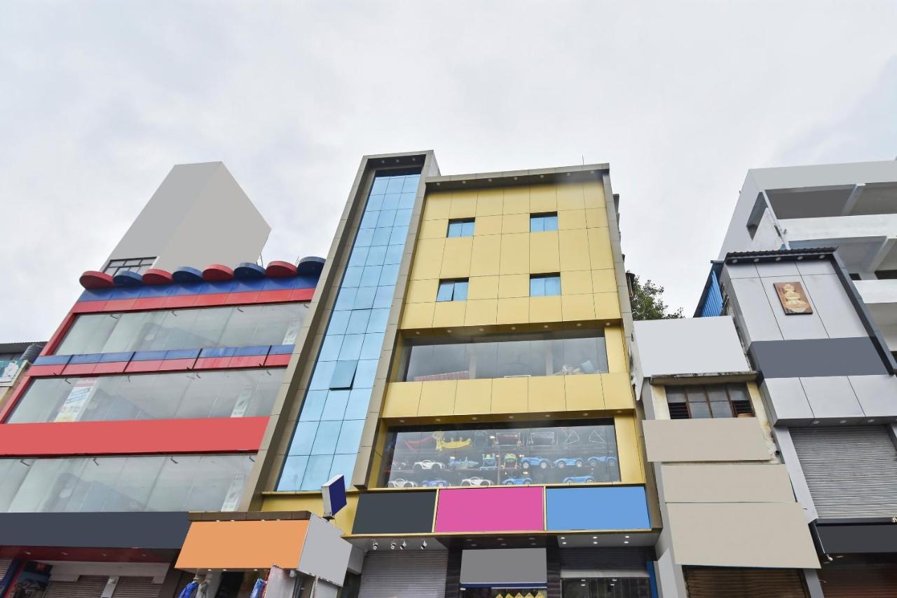 Oyo Home 78047 Alluring Stay Pimpri Pimpri-Chinchwad Eksteriør billede