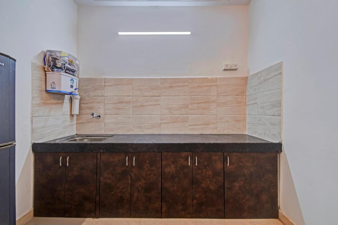 Oyo Home 78047 Alluring Stay Pimpri Pimpri-Chinchwad Eksteriør billede