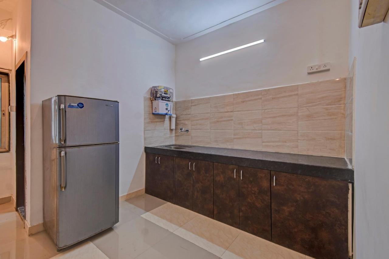 Oyo Home 78047 Alluring Stay Pimpri Pimpri-Chinchwad Eksteriør billede